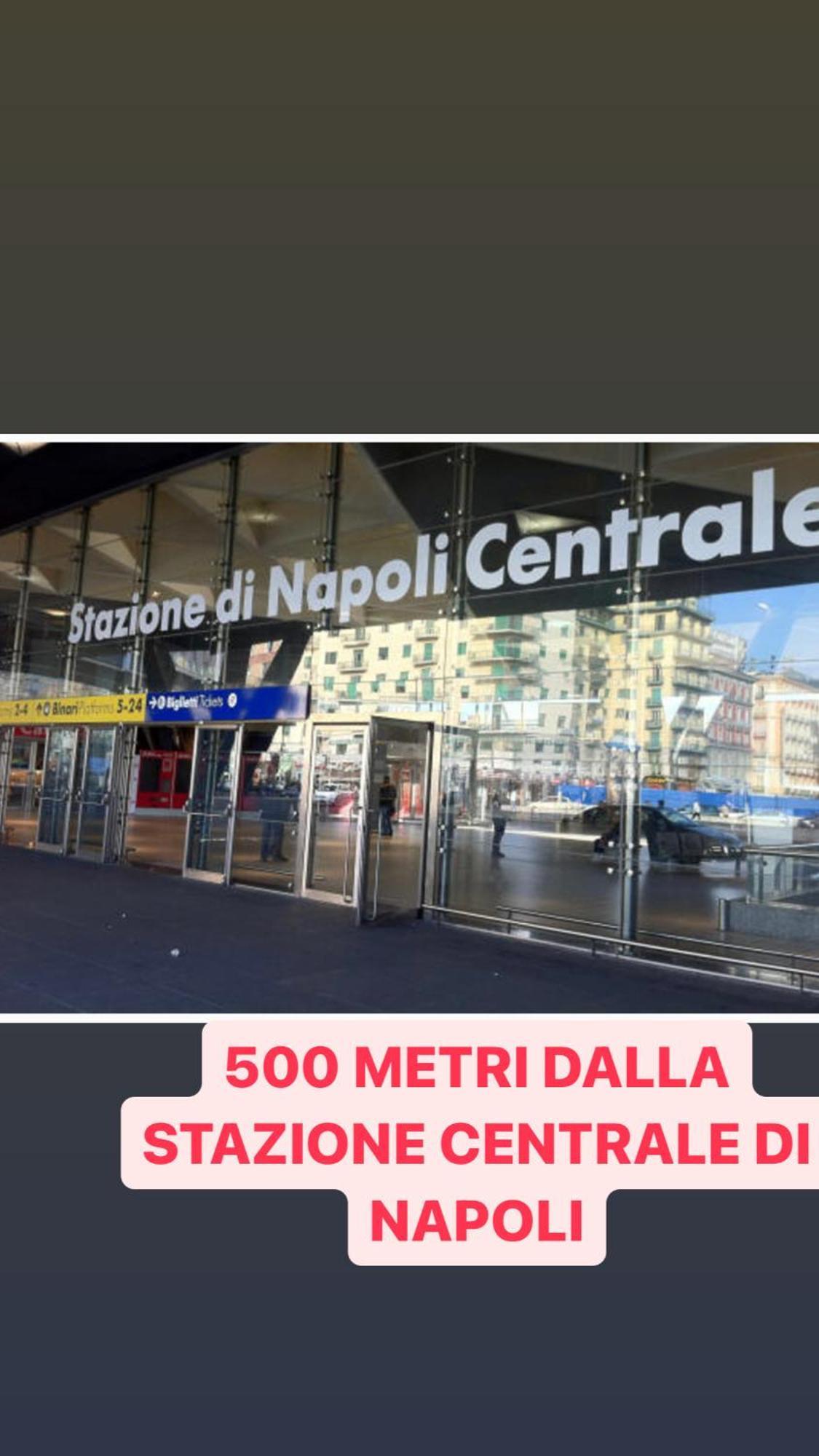 Holiday Home Napoli Station Luaran gambar